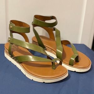 Franco Sarto Size 10 Olive Green Sandals